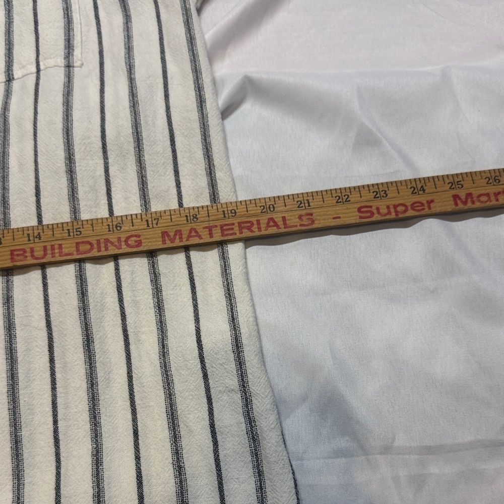 Old Navy White Short-Sleeve Button-Up Shirt with Black Stripes - Picture 8 of 12